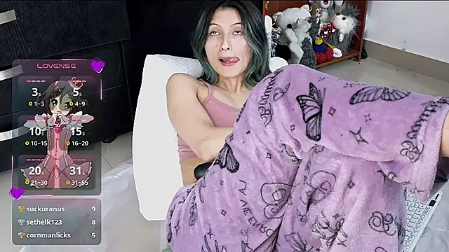 Snapshot of Camila---torres chatting on April 7, 2026, 2:19 pm Camila---torres online show from April 7, 2026, 2:19 pm