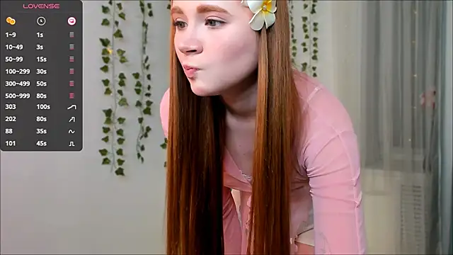 Snapshot of Freckle_Diyana chatting on February 13, 2025, 3:45 pm Freckle Diyana online show from February 13, 2025, 3:45 pm