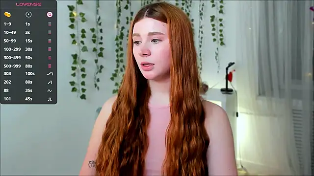 Snapshot of Freckle_Diyana chatting on February 19, 2025, 3:49 pm Freckle Diyana online show from February 19, 2025, 3:49 pm