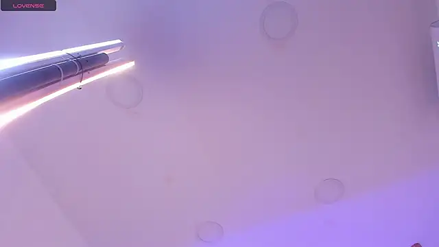 tinymoon- online show from December 24, 2024, 2:54 pm