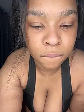 MissAriisback online show from September 11, 2025, 4:56 am