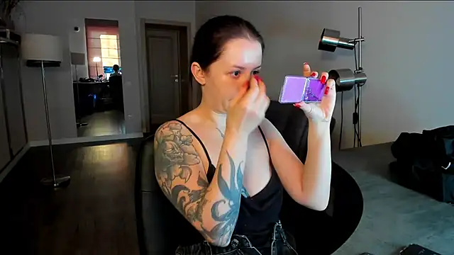 VioletCatt online show from February 10, 2026, 6:34 am