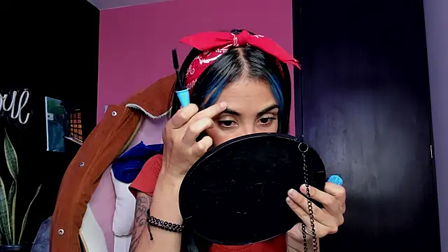 Snapshot of Juanadearco5 chatting on October 12, 2025, 5:03 pm Juanadearco5 online show from October 12, 2025, 5:03 pm