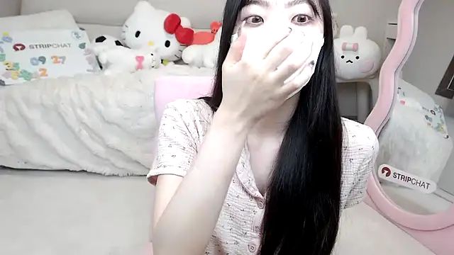 momo room online show from September 26, 2025, 11:55 pm