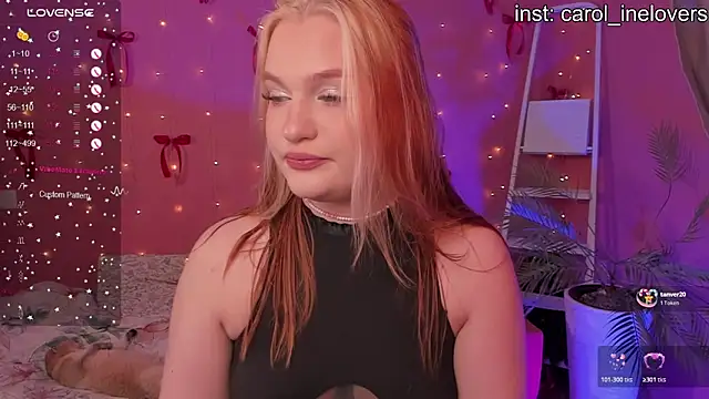 Snapshot of CarolineLovers chatting on February 4, 2026, 9:54 pm CarolineLovers online show from February 4, 2026, 9:54 pm