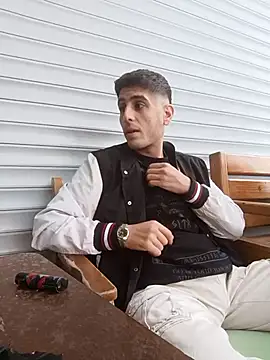 arenn1997 online show from November 8, 2025, 2:20 pm