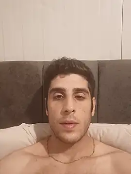arenn1997 online show from June 23, 2026, 12:08 am