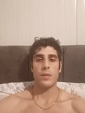 arenn1997 online show from July 5, 2026, 12:15 am