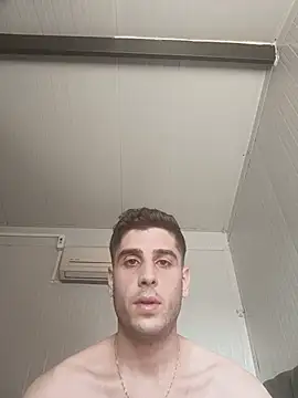 arenn1997 online show from July 15, 2026, 12:23 pm