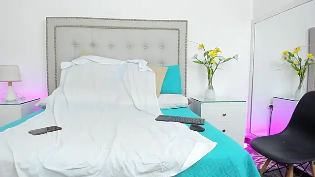 Cataleyalove ADY online show from March 29, 2026, 12:29 pm