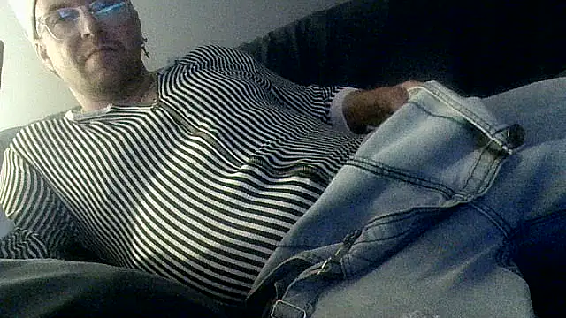 Vinyboy69 online show from May 16, 2026, 3:16 am
