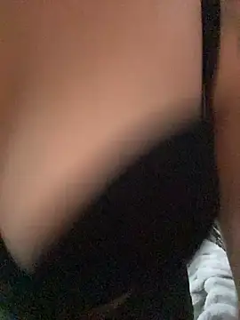 Snapshot of corallwells chatting on February 28, 2026, 9:14 pm corallwells online show from February 28, 2026, 9:14 pm