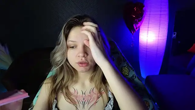 LitaBrom online show from March 20, 2025, 12:51 am