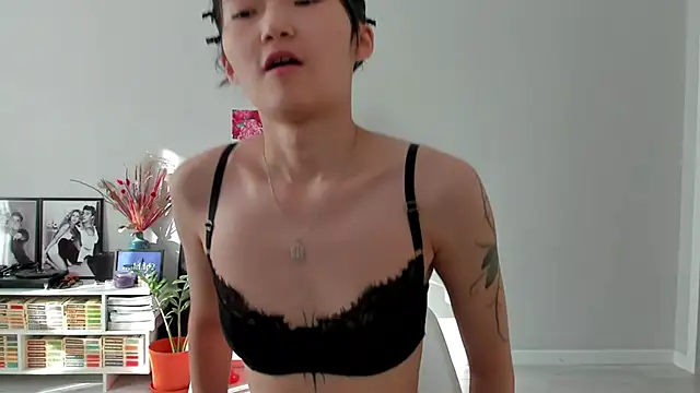 ailey chao online show from April 13, 2026, 2:26 am