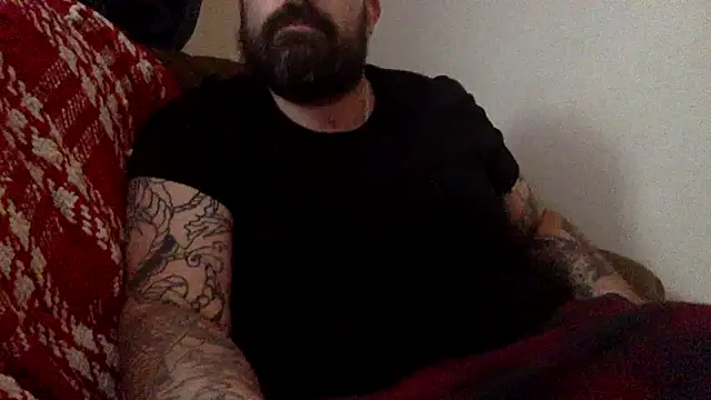 chubbycloudybottom online show from October 18, 2025, 3:47 pm