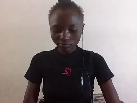 SexyNeedle22 online show from February 2, 2026, 7:29 am