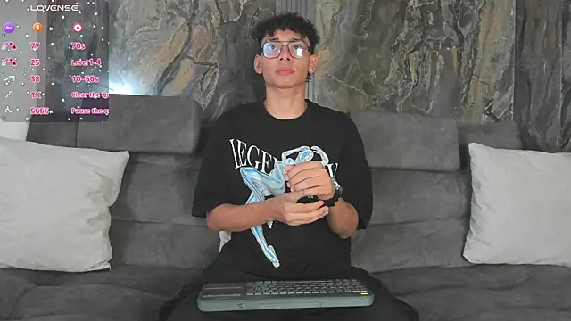 Daviid laidd online show from December 17, 2025, 7:41 pm