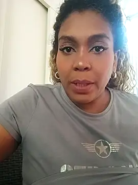 ELLA KELLY online show from October 21, 2025, 11:53 am