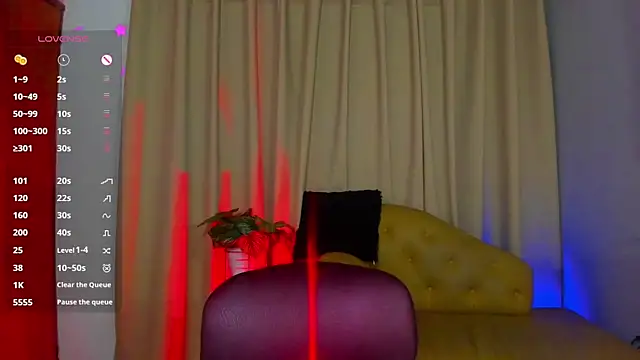 Snapshot of StarMilf chatting on February 25, 2025, 3:42 pm StarMilf online show from February 25, 2025, 3:42 pm
