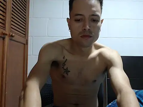 dimitriquiet05 online show from February 14, 2026, 8:25 am