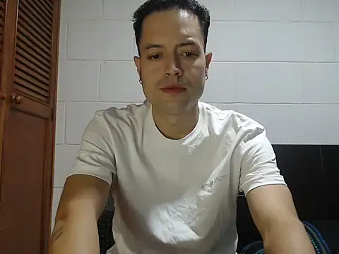 dimitriquiet05 online show from March 22, 2026, 8:05 am