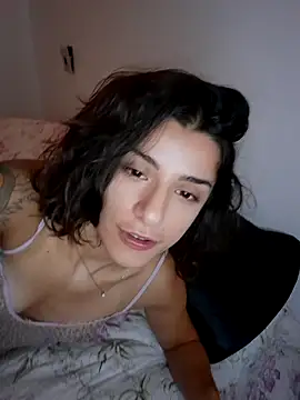 HelliRosa online show from February 15, 2025, 11:36 pm