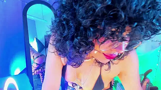 kuromi69 online show from January 14, 2026, 7:45 am