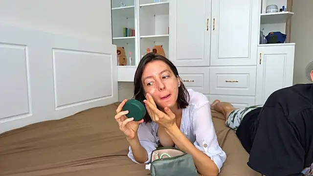 Morning Stars online show from December 15, 2025, 3:01 am