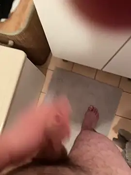 Snapshot of dimitriei chatting on March 13, 2026, 10:48 pm dimitriei online show from March 13, 2026, 10:48 pm