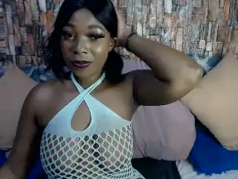 Snapshot of Foxy_African chatting on March 17, 2025, 2:56 pm Foxy African online show from March 17, 2025, 2:56 pm