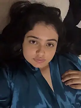 Snapshot of Stephania_18 chatting on October 19, 2025, 4:48 am Stephania 18 online show from October 19, 2025, 4:48 am