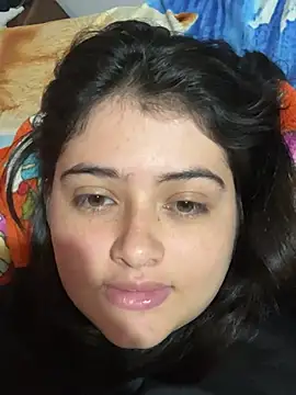 Snapshot of Stephania_18 chatting on February 23, 2025, 8:33 pm Stephania 18 online show from February 23, 2025, 8:33 pm