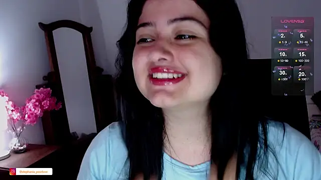 Snapshot of Stephania_18 chatting on November 28, 2025, 2:50 pm Stephania 18 online show from November 28, 2025, 2:50 pm