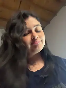 Snapshot of Stephania_18 chatting on November 12, 2025, 6:56 pm Stephania 18 online show from November 12, 2025, 6:56 pm