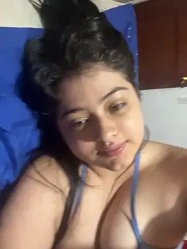 Snapshot of Stephania_18 chatting on February 17, 2025, 3:58 am Stephania 18 online show from February 17, 2025, 3:58 am