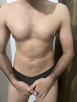 Snapshot of Supercouple9 chatting on March 9, 2025, 7:37 pm Supercouple9 online show from March 9, 2025, 7:37 pm