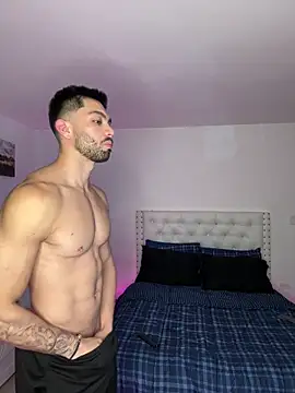 Mackenzzie 777  online show from December 21, 2025, 7:21 am