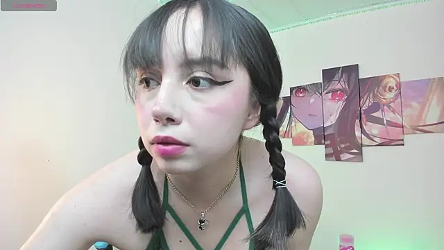 Julieta cott online show from July 24, 2026, 1:23 am