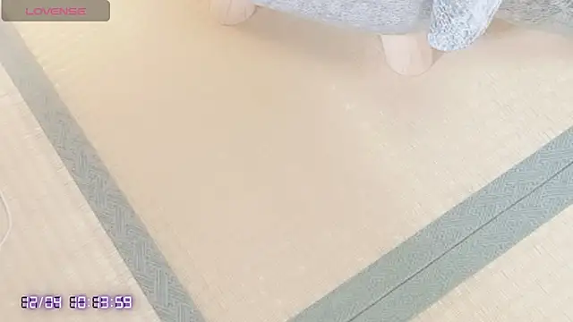 Hina-Happy online show from December 4, 2025, 1:15 am