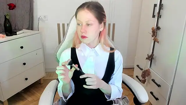 Silly  Milly online show from November 15, 2025, 4:55 pm