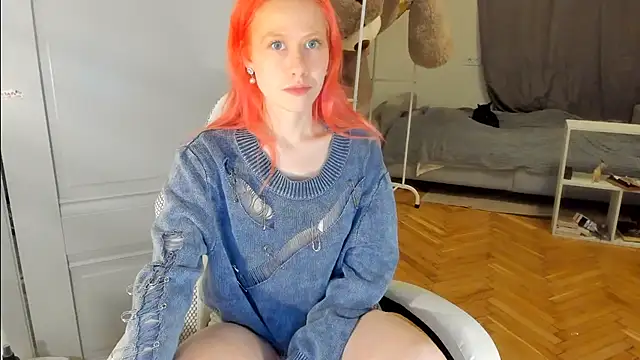 Snapshot of Silly__Milly chatting on February 14, 2025, 3:15 pm Silly  Milly online show from February 14, 2025, 3:15 pm