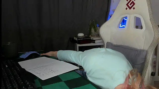 Silly  Milly online show from June 12, 2026, 3:59 am