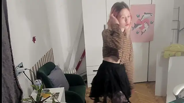 Silly  Milly online show from May 25, 2026, 1:05 am