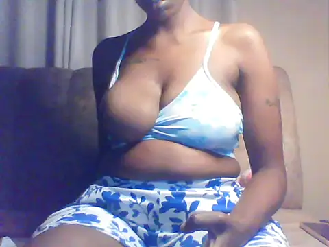 Snapshot of Fantin_SEXXY chatting on April 29, 2026, 11:14 am Fantin SEXXY online show from April 29, 2026, 11:14 am
