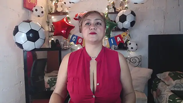 missrosario stepmoan online show from June 21, 2026, 3:40 pm