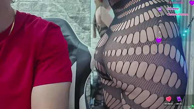 HotCouple 697 online show from July 31, 2026, 2:00 am