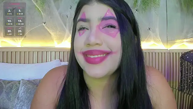 Lana Lann online show from October 31, 2025, 12:02 pm