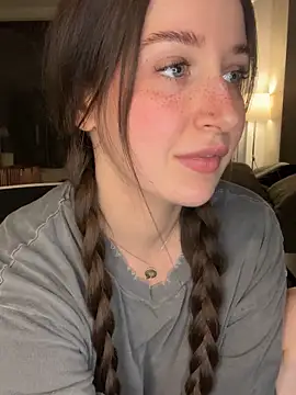 nerdynina online show from April 23, 2026, 3:02 am