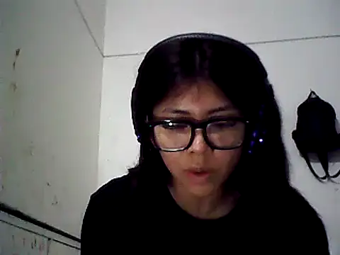 Snapshot of chinanochina chatting on March 21, 2025, 3:55 am chinanochina online show from March 21, 2025, 3:55 am