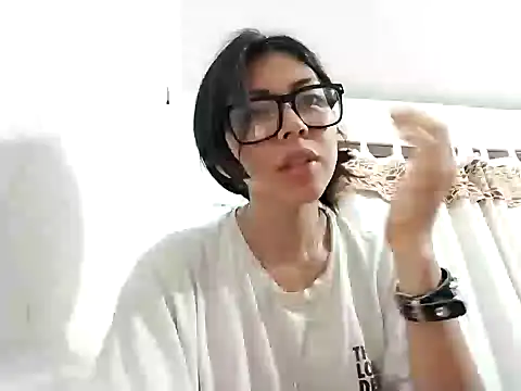 Snapshot of chinanochina chatting on January 16, 2025, 3:12 am chinanochina online show from January 16, 2025, 3:12 am